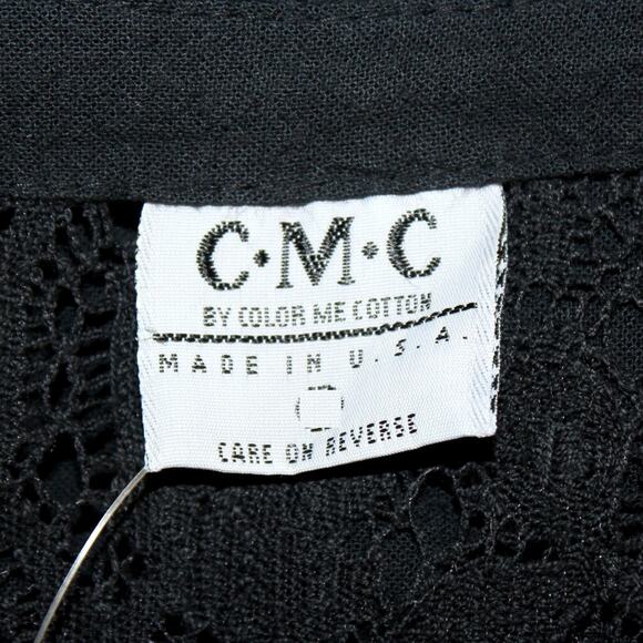 Elegant Black Lace Midi Dress - Picture 12 of 12